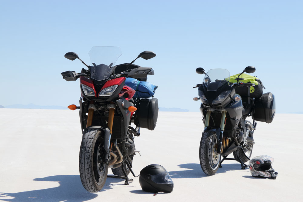 bonneville salt flats yamaha fj-09 and triumph tiger 1050